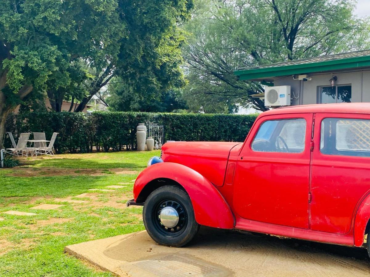 Biekiesvlei Hotell Lichtenburg Eksteriør bilde